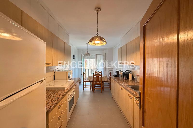 Foto aaf8892b-73bb-40a8-a21f-c4c3531e9bb7. Piso espacioso apartamento en el corazón de La Vila en Llançà