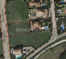 Terreny residencial  Carrer comtes de peralada. Terreno en el golf de peralada