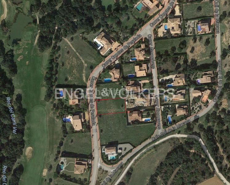 Foto 6b438012-0593-4e80-bf92-ef98cd79d807. Terreno residenziale in Peralada