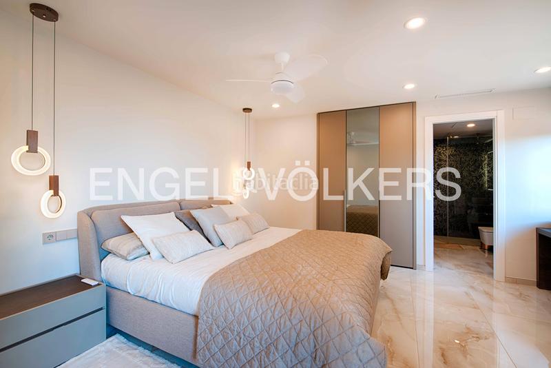 Foto 02e1a638-829f-4b2f-89f2-6c825d399abc. Chalet with fireplace heating parking pool in Navata