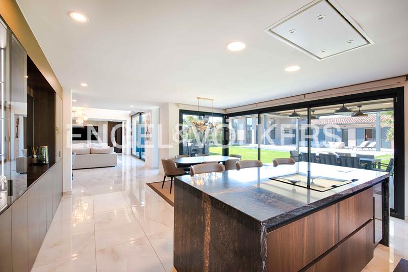 Foto 34cd068e-2b67-49ca-8d2f-03ddeda8712d. Chalet with fireplace heating parking pool in Navata