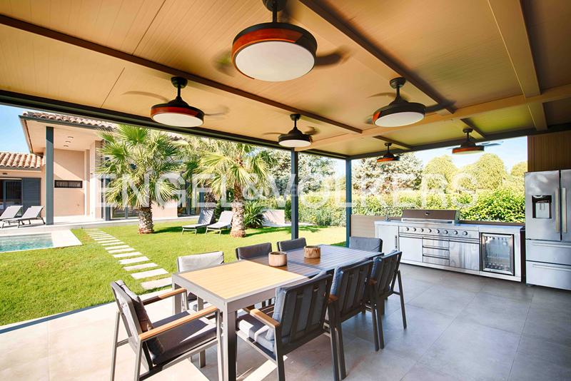 Foto 87393fb0-82c6-4461-834a-63cb913d8a1d. Chalet with fireplace heating parking pool in Navata