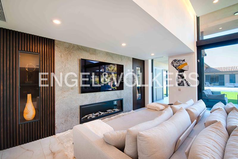 Foto d336d43f-107c-4dfe-9e2b-683991b87d69. Chalet with fireplace heating parking pool in Navata