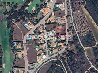 Terreny residencial  Calle coll de la macana. Terreno en el golf de peralada