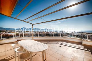 Appartement  Carrer club nautic. Ático de ensueño en primera línea de mar en el club náutico de e