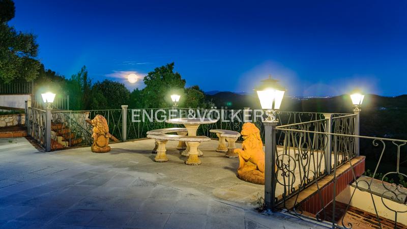 Foto 9c67e0b9-3818-496c-abd7-1e56d46fb76f. Masia amb xemeneia calefacció aparcament piscina a Darnius