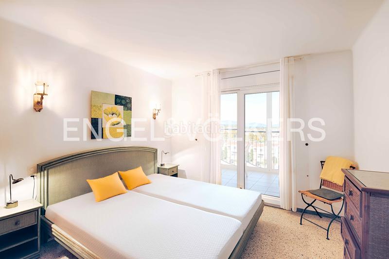 Foto 448238e7-542c-4793-b221-1edd45150db2. Apartment in Salins - Cavall de Mar Empuriabrava