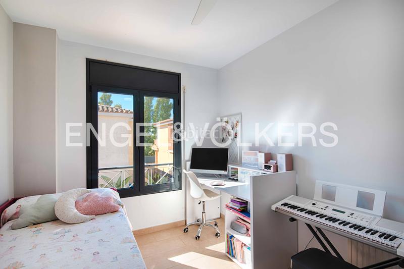 Foto b6bb557d-a01e-4408-aa81-7b853c668282. Chalet avec parking piscine dans Puigmal - Mas Nou Empuriabrava