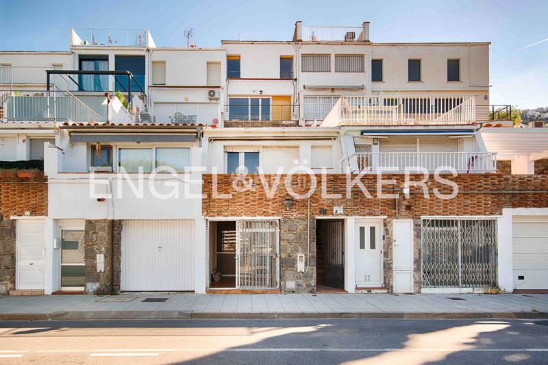 Foto d659e25b-2f52-46bc-bceb-ed10a5b946fb. Reihenhaus in Puig Rom-Canyelles-Almadrava Roses