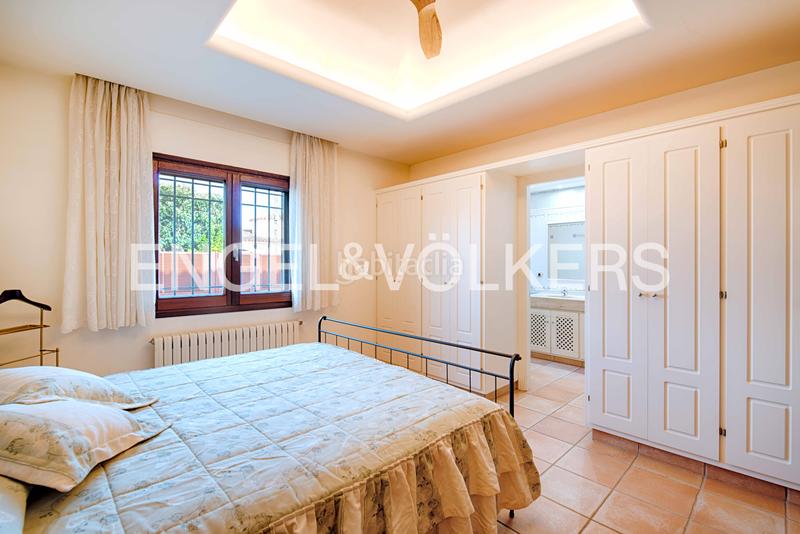 Foto 6a470c6f-16b4-4dba-9fe8-00c001105e90. Chalet avec cheminée parking piscine dans Peni Empuriabrava