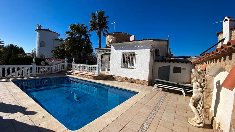 Foto 2c7bf7fa-0bdc-43b2-ac12-b102b798da9a. Chalet dans Segre - Ebre - Ter Empuriabrava