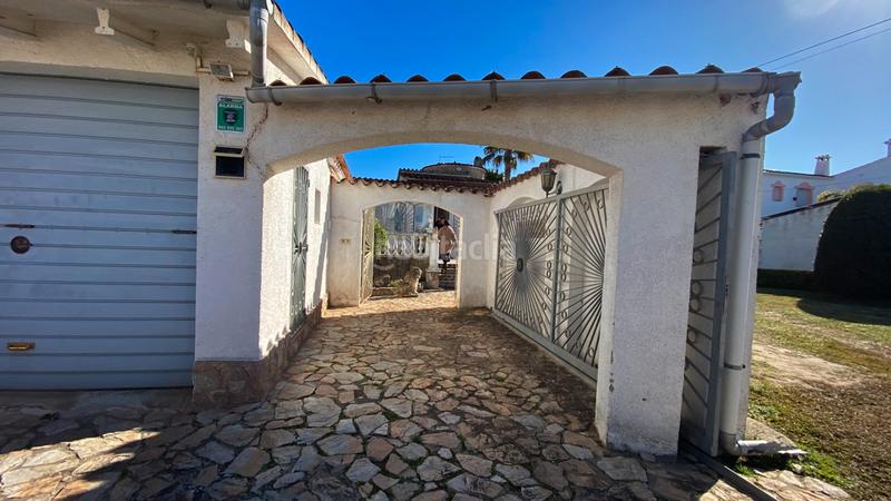 Foto d5befc41-8a29-4659-be90-fe7e56d4b829. Chalet dans Segre - Ebre - Ter Empuriabrava