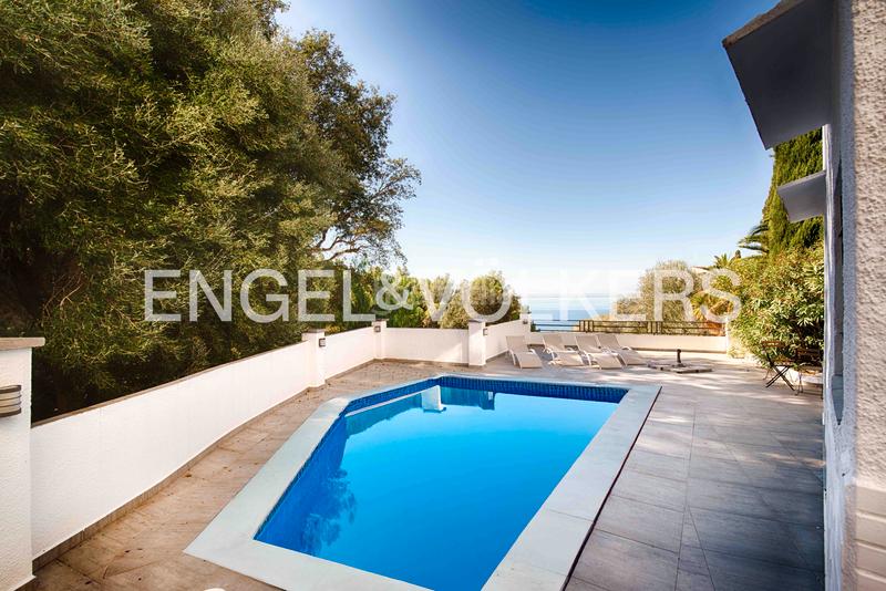 Foto 593f6c89-e530-4355-b486-dbdc59db5bfa. Casa con piscina in Puig Rom-Canyelles-Almadrava Roses