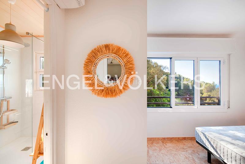 Foto c75dfc2e-6720-43cc-851d-48e7f9338023. Casa con piscina in Puig Rom-Canyelles-Almadrava Roses