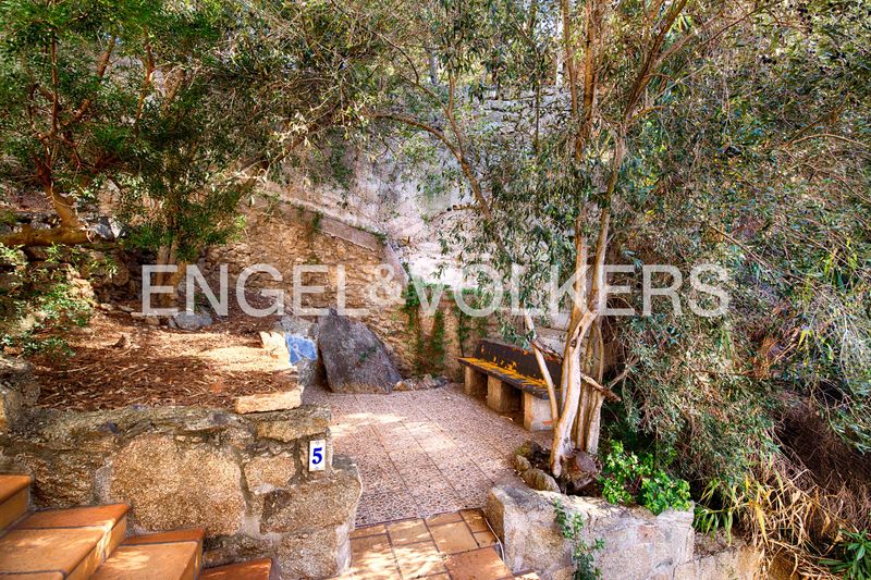Foto 7b1e16a0-aed0-475b-8f25-a59d33bcd6eb. Casa amb piscina a Puig Rom-Canyelles-Almadrava Roses