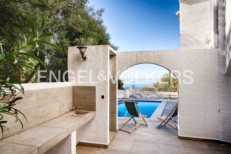 Foto 9f10ee4a-3803-464f-96de-4e8ab87b16d2. Casa amb piscina a Puig Rom-Canyelles-Almadrava Roses