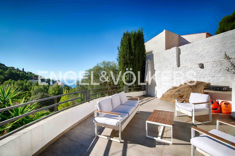 Foto d03cd6d8-ce8f-406f-aad3-d1edb3e66f72. Casa amb piscina a Puig Rom-Canyelles-Almadrava Roses