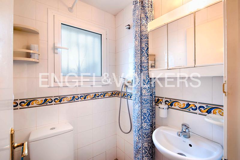 Foto 6bcac11f-61a8-4755-a96b-d2f8a1bd552f. Casa amb xemeneia a Muga - Gran Reserva - Badia Empuriabrava