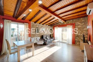 Àtic  Carrer afora. Ático de excepción con suite independiente y licencia turística