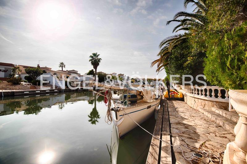 Foto 1ebb53d3-d825-4991-bc57-fd126740d32e. Haus mit parking pool in Francolí - Freser - Noguera Empuriabrava