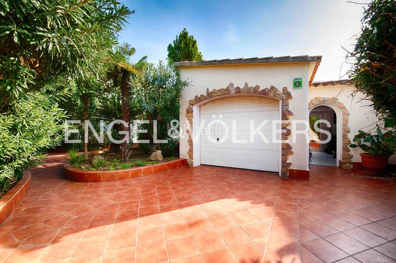 Foto 763d4ba1-6e0f-477a-bae6-f50d5ce6caf5. Haus mit parking pool in Francolí - Freser - Noguera Empuriabrava