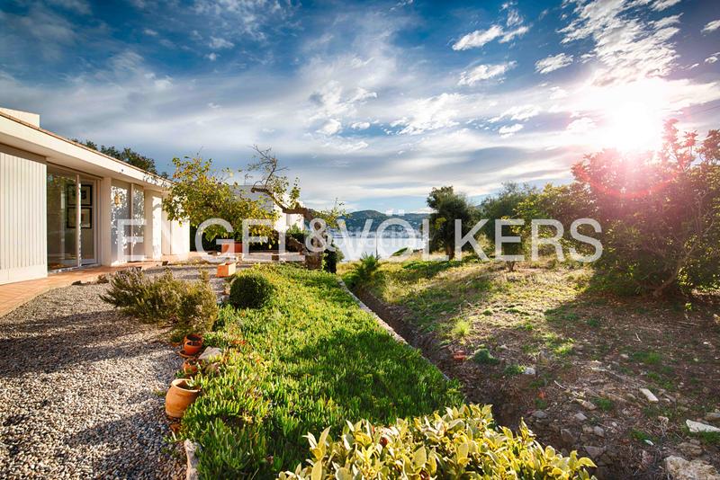 Foto f0a1cf20-a370-4d84-8338-5a1d01a4c14f. Casa exclusiva casa con vistas al mar – elegancia, confort y ubicación privilegiada en Port de la Selva (El)