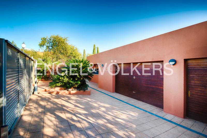 Foto 030d5023-9db5-44c5-8b6c-a852d343260a. Chalet con riscaldamento parcheggio piscina in Peralada