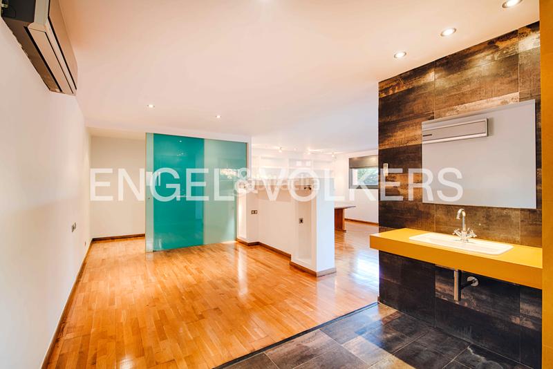 Foto 2196cb6f-4583-4c84-bbd5-1769caea559b. Chalet con riscaldamento parcheggio piscina in Peralada