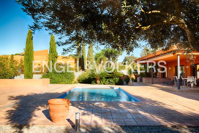 Foto 32c17a14-07eb-4563-90b1-859e5ebbe1be. Chalet con riscaldamento parcheggio piscina in Peralada