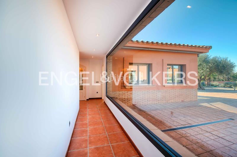 Foto 46d312c8-deae-46b4-9b2e-55af54bf7709. Chalet con riscaldamento parcheggio piscina in Peralada