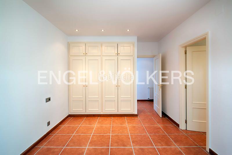 Foto 7cb4f175-1499-4380-83ba-3a13e3c6db67. Chalet con riscaldamento parcheggio piscina in Peralada