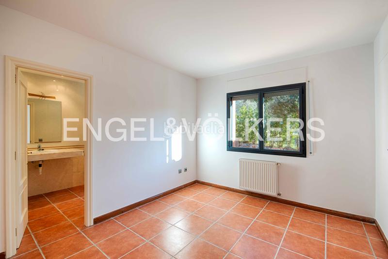 Foto b779ba9a-53a2-4354-8ec0-fbf1564652c7. Chalet con riscaldamento parcheggio piscina in Peralada