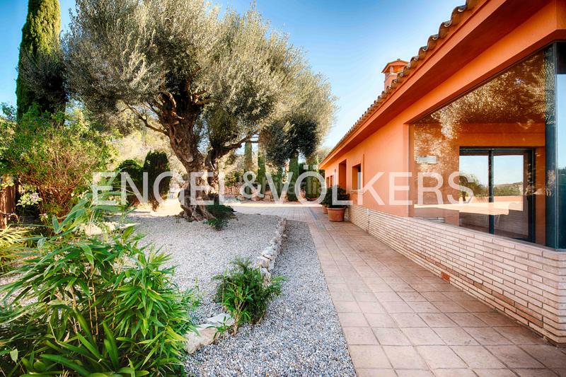 Foto d942ac83-71b0-4915-9418-a8cbd6c46162. Chalet con riscaldamento parcheggio piscina in Peralada