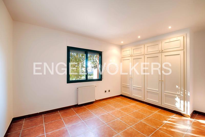 Foto dadd8a64-f33f-4a29-9aba-59926e569613. Chalet con riscaldamento parcheggio piscina in Peralada