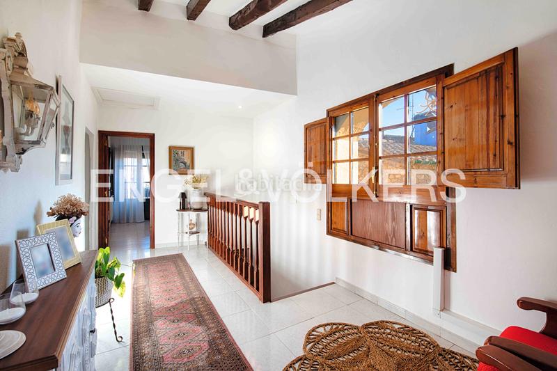 Foto 3935fb5b-0a45-43b4-9024-cf3142cd202a. Edificio con piscina in Terrades