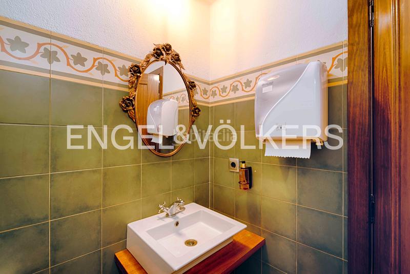 Foto 45622619-18ef-45b7-8421-51bdbfc6aec5. Edificio con piscina in Terrades