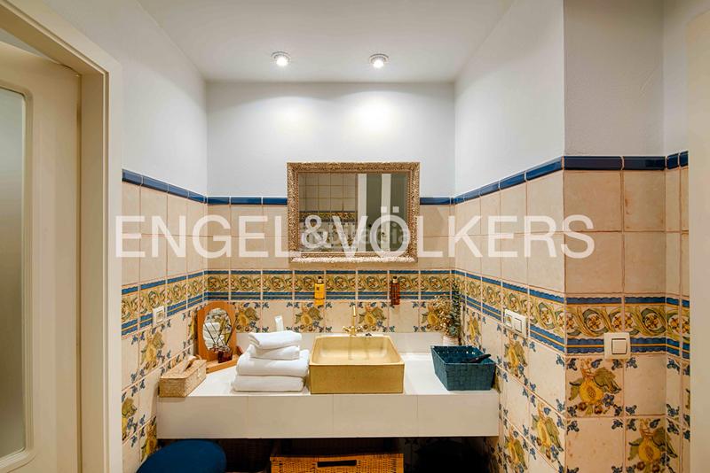 Foto 55078206-73d4-48af-8d58-da6c5dc5cf33. Edificio con piscina in Terrades