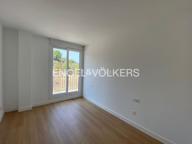 Foto 4c9785e9-97c8-465b-a7bf-64cb28907d35. Piso en avinguda antoni margarits 3 exclusiva - pisos de obra nueva – 3 dormitorios, plaza de aparcamiento, trastero y alta eficiencia en Llançà