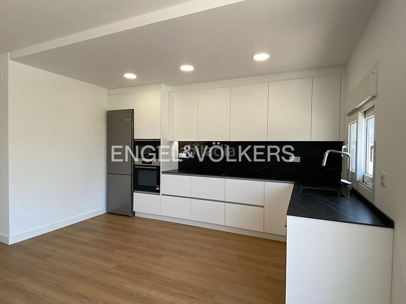 Foto 5b815305-704a-4439-a3d9-9e82b518ac8d. Piso en avinguda antoni margarits 3 exclusiva - pisos de obra nueva – 3 dormitorios, plaza de aparcamiento, trastero y alta eficiencia en Llançà