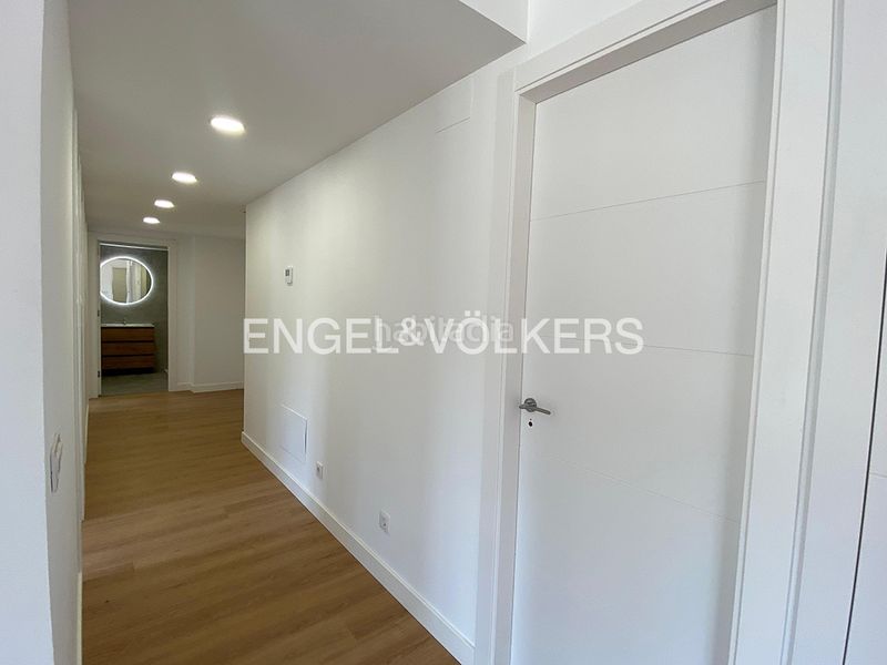Foto 5e3b3e21-f011-480f-a936-7e7f6e913a2c. Piso en avinguda antoni margarits 3 exclusiva - pisos de obra nueva – 3 dormitorios, plaza de aparcamiento, trastero y alta eficiencia en Llançà