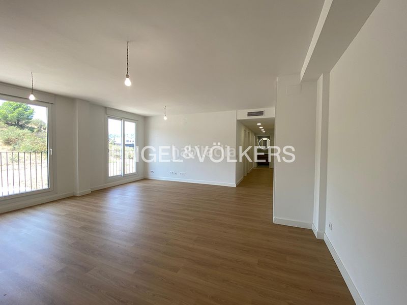 Foto 68ecad8d-ffff-453b-886d-b5319e7220ae. Piso en avinguda antoni margarits 3 exclusiva - pisos de obra nueva – 3 dormitorios, plaza de aparcamiento, trastero y alta eficiencia en Llançà