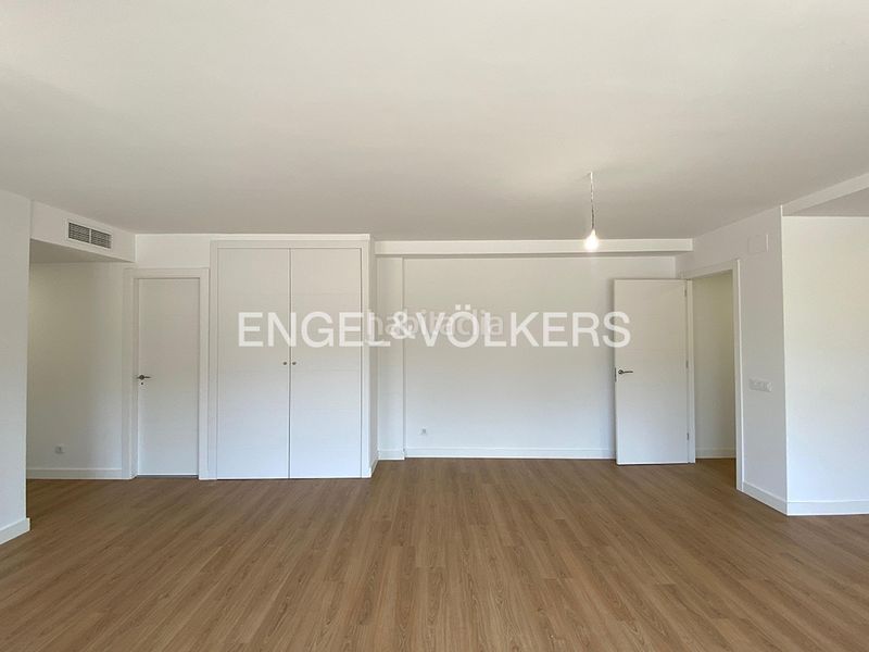 Foto b0702f18-a170-4c38-84cf-9d12441ed999. Piso en avinguda antoni margarits 3 exclusiva - pisos de obra nueva – 3 dormitorios, plaza de aparcamiento, trastero y alta eficiencia en Llançà