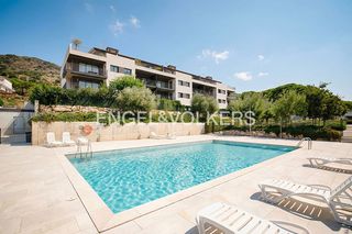 Ático  Carrer vinyes verdes. Penthouse exclusivo con terraza de 180°, vista al mar y equipami