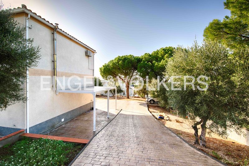Foto 57bbd968-db29-46f8-835e-49d57f27e8e8. Casa amb calefacció piscina a Pau