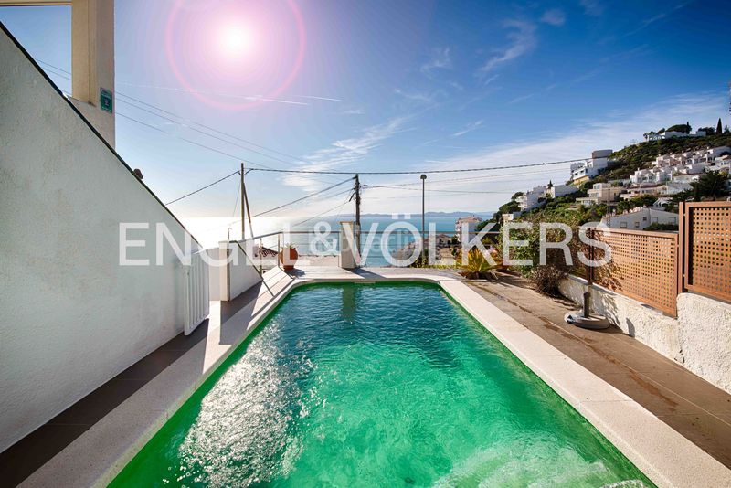 Foto 790e4b83-3482-4582-9774-493083651403. Casa adossada amb xemeneia calefacció piscina a Puig Rom-Canyelles-Almadrava Roses