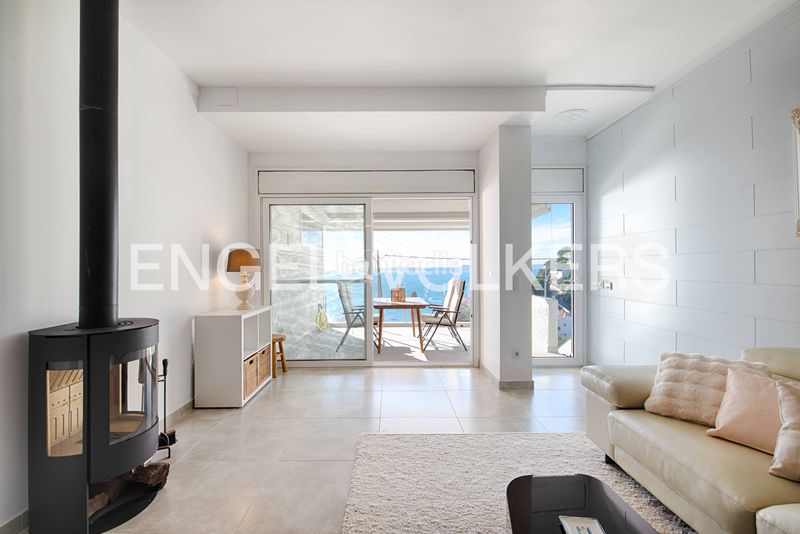 Foto a18219e3-81ec-424b-ad3a-6670110ba575. Casa adossada amb xemeneia calefacció piscina a Puig Rom-Canyelles-Almadrava Roses