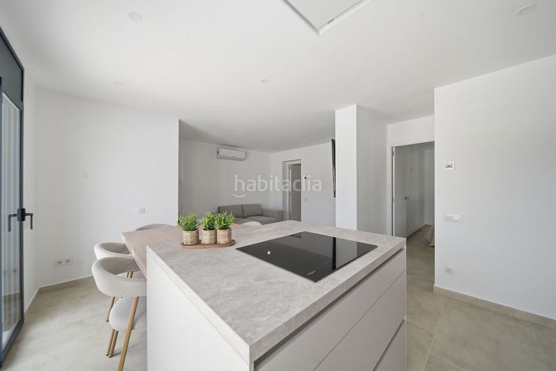 Foto b12027bd-9f05-4f27-9380-cf07fef3a15a. Casa amb aparcament piscina a Alberes Empuriabrava