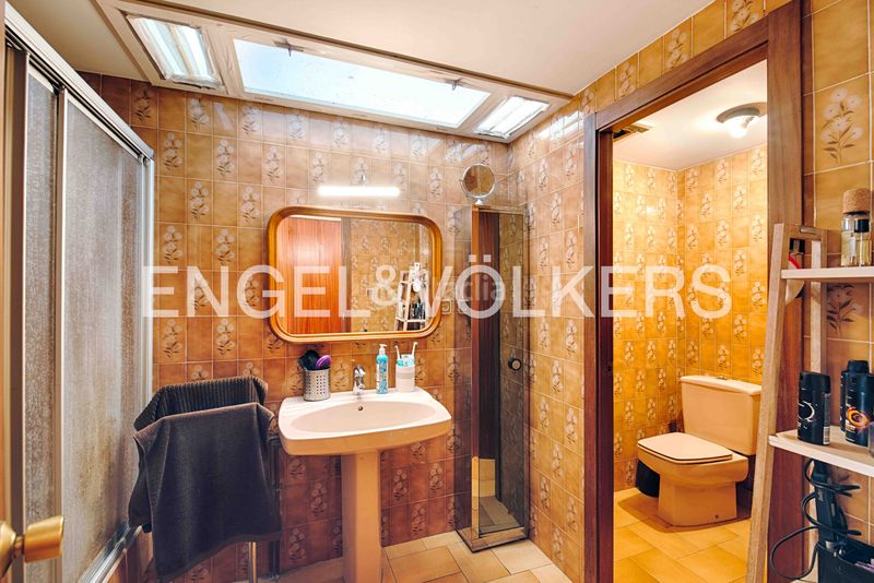 Foto 7133f3ac-53b1-4952-978c-b1f0936acb5b. Casa adossada amb xemeneia calefacció aparcament piscina a Llançà