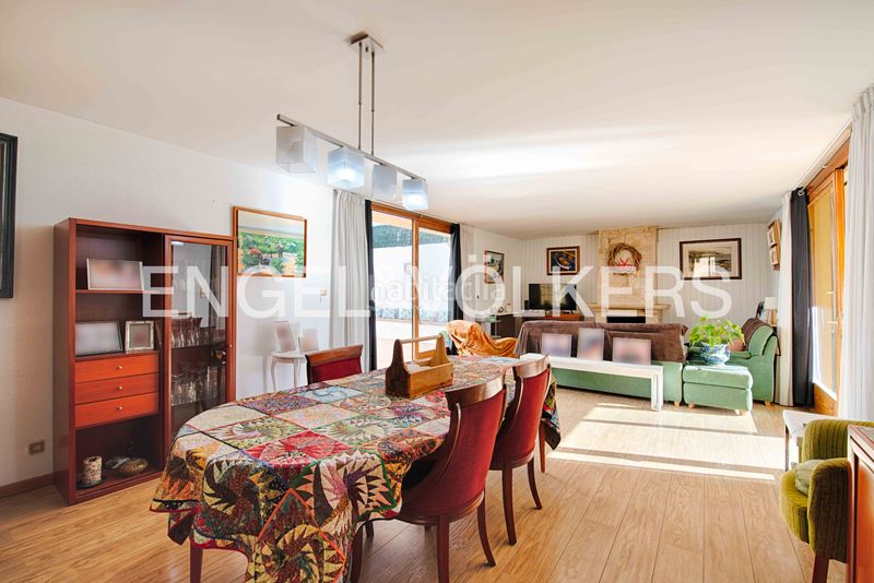 Foto 9b0492b8-7d28-4204-8891-235244171f3b. Casa adossada amb xemeneia calefacció aparcament piscina a Llançà