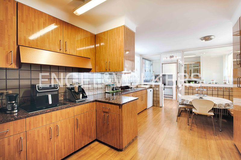 Foto a5d3b3f3-9f76-4281-af9d-49d30c813b9c. Casa adossada amb xemeneia calefacció aparcament piscina a Llançà